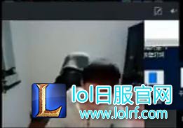 Doinb最后一次直播泣不成声:今天回韩国