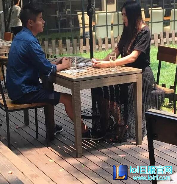 小苍和大哥共进午餐后续 关系另有隐情?