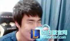 骚男晒签名照遭网友吐槽：写字也这么骚,lol日服注册