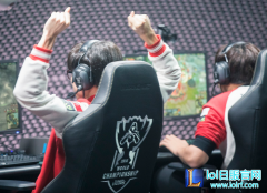 Faker总决赛前登上美服第四 今年想要发条皮肤？,lol韩服