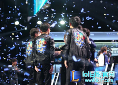 到底是选手还是艺人 LPL已丧失竞技精神,lol日服