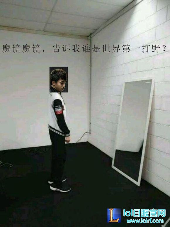 发条被打爆后Faker面镜思过 只是画风好像出了点问题！