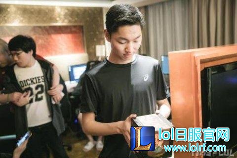 1521224.jpg