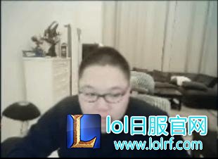 PDD：LOL第二天卸载了三千万人？假的！北京黄牛没崩腾讯先亏惨了