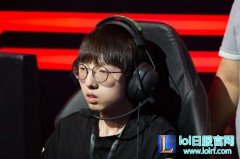 满口过气的小智 却碾压了五五开和大司马,lol日服