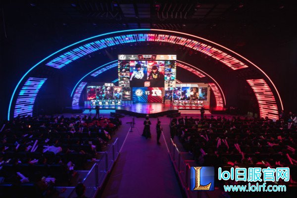 激动人心！2017LOL职业赛事观赛人次突破100亿